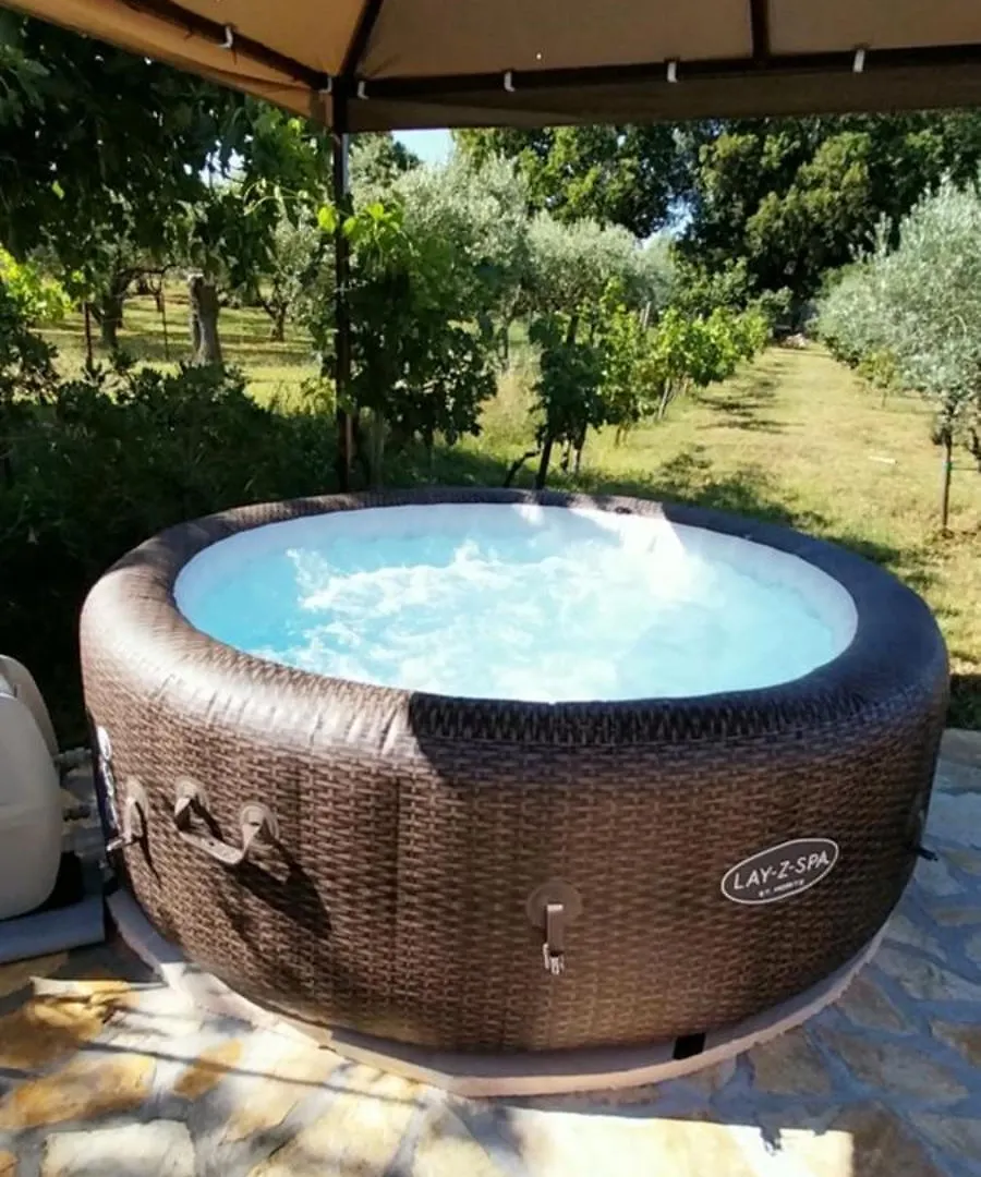 Vila Dubravka - Schoen Und Komfortabel Inmitten Von Olivenbaeumen Und Weinbergen Mit Whirlpool Valtura